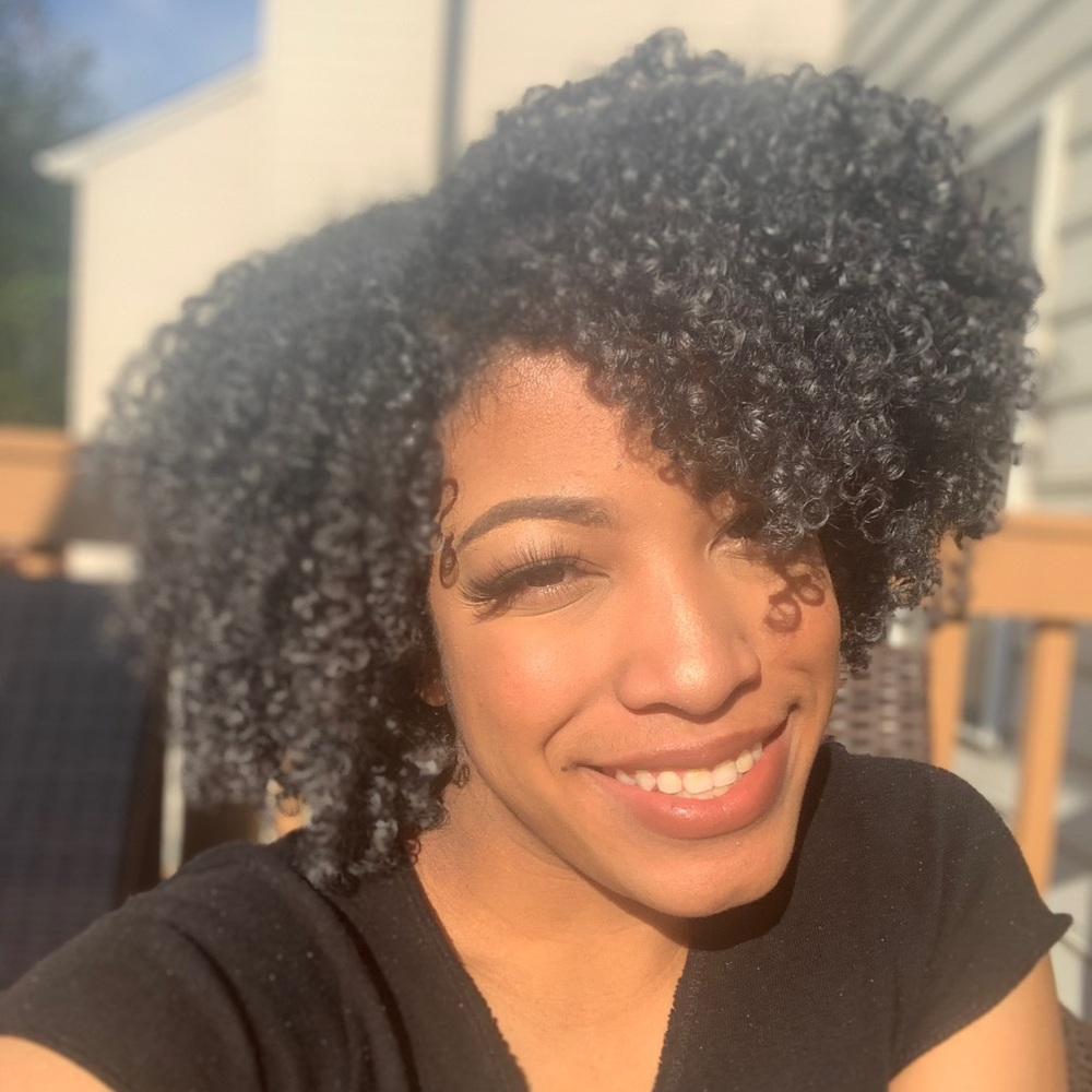 Meet your Posher, Kayla